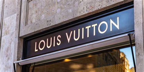 outlet louis vuitton civitanova marche|Louis Vuitton verso l’apertura, .